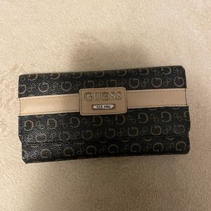 Guess wallet